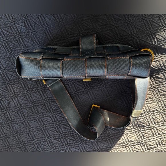 Harveys Denim Blue Original Seatbelt Bag | Baguette with Gold Hardware - Picture 12 of 12